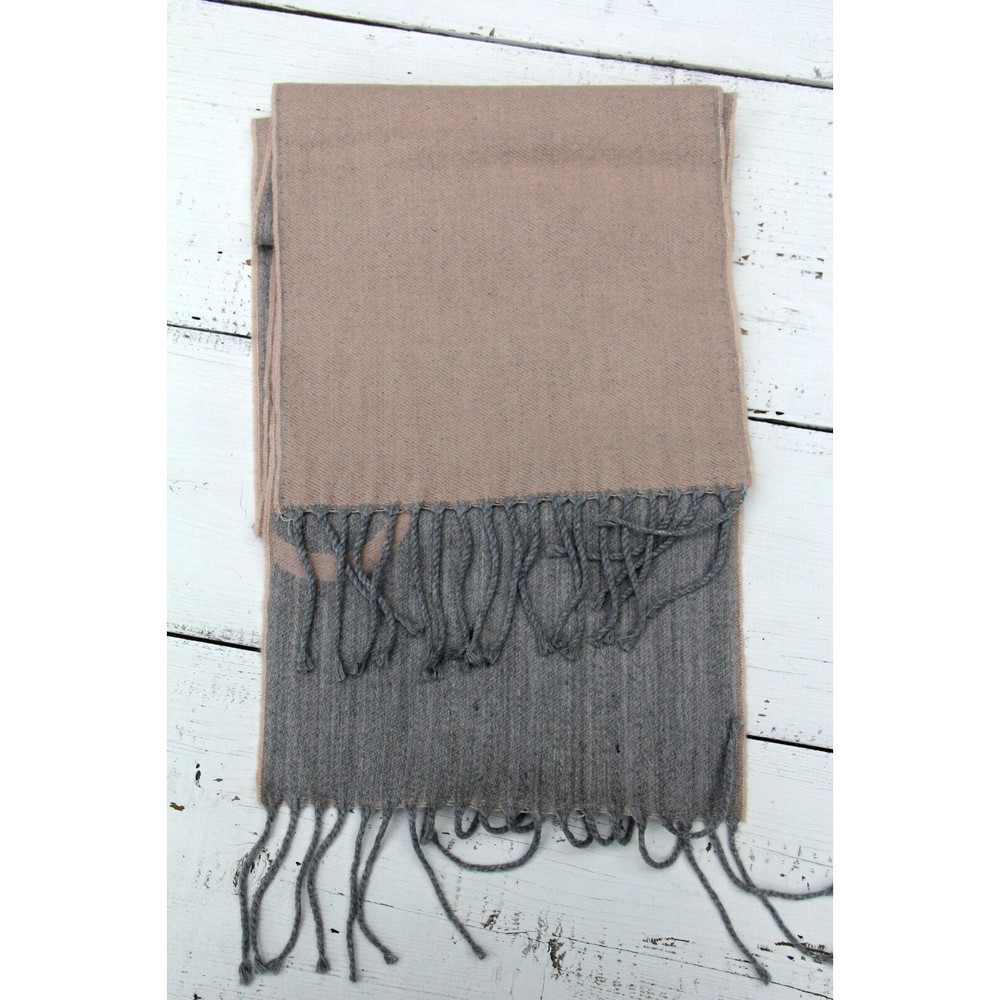 Calvin Klein Beige Grey Logo NEW Woven Scarf - Women One Size - Picture 2 of 4